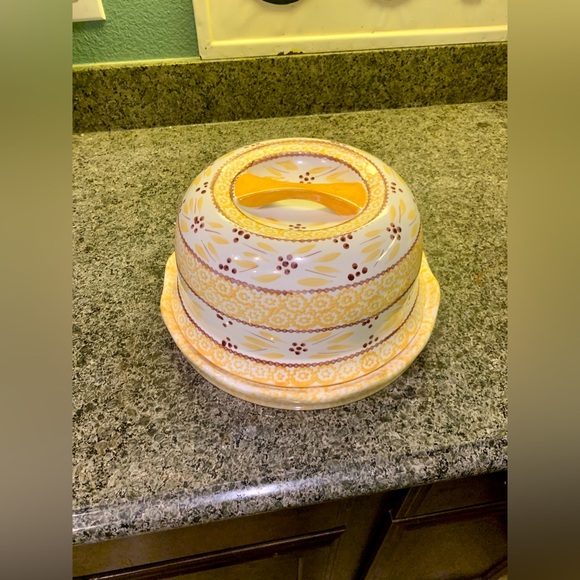 QVC brand Temptations by Tara Yellow/Brown Old World Pattern 23 Piece Set - Picture 6 of 13